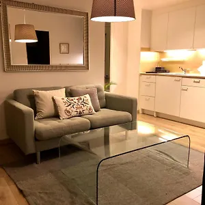 Cool & 2 Bedroom In Heart Of Eaux-vives , Geneva Switzerland