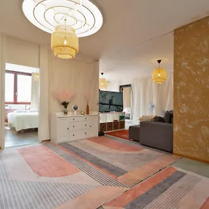Penthouse Rooftop Loft, 190sq, Panorama View, 1min To Main Station- 5min To Bazel