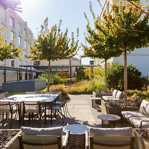 4* Otel Pullman Europe